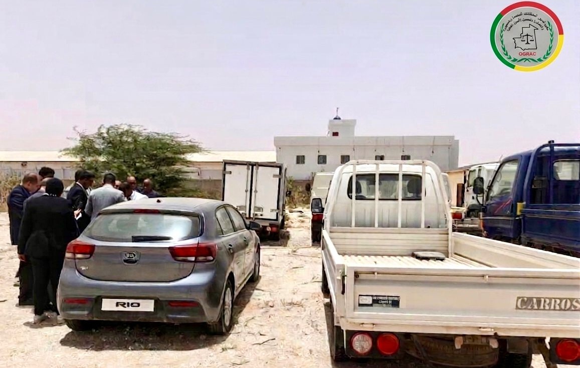 تسليم مركبات مصادرة إلى السلطات الجزائرية بعد استكمال الإجراءات القانونية