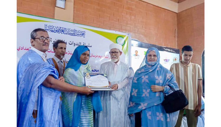 مجلس اللسان العربي يكرم “فرسان الضاد”