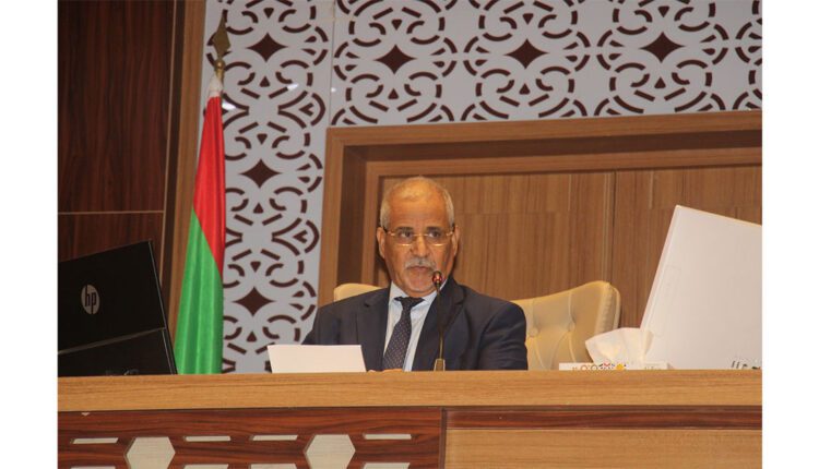رئيس الجمعية الوطنية يوقع قرار المصادرة والطرد المؤقت بحق نائبتين