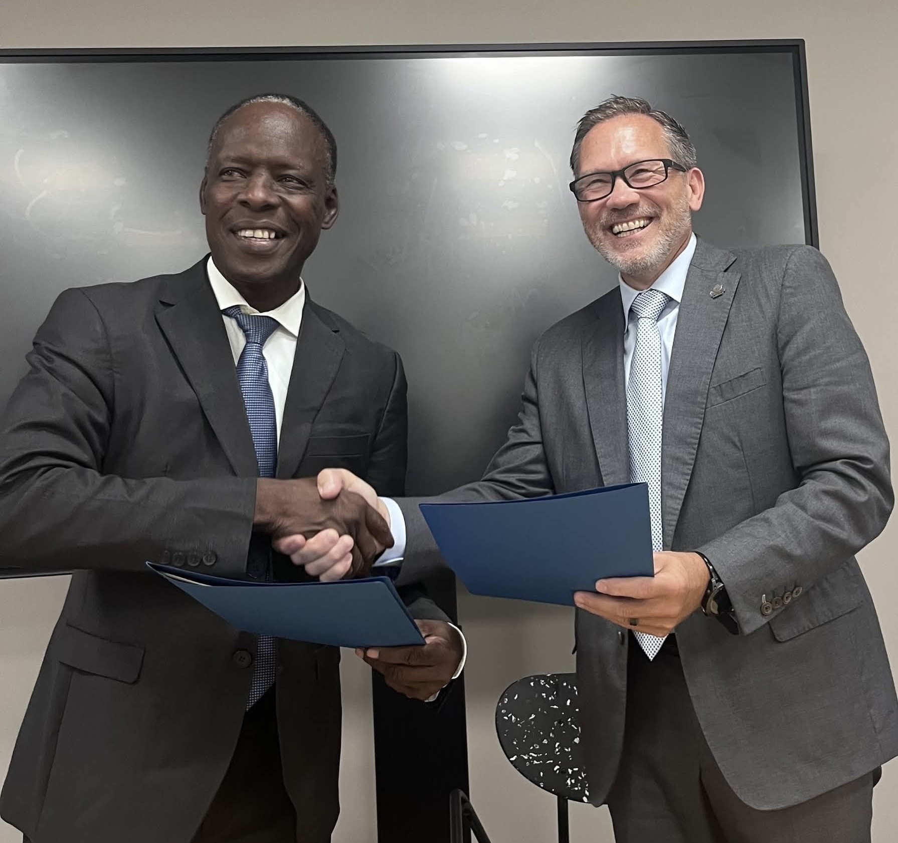 ONANOR وASTM International توقعان مذكرة تفاهم لتعزيز التعاون في مجال التقييس
