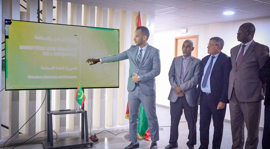 المدير العام للصناعة يشرف على إطلاق المنصة الرقمية للمديرية العامة للصناعة